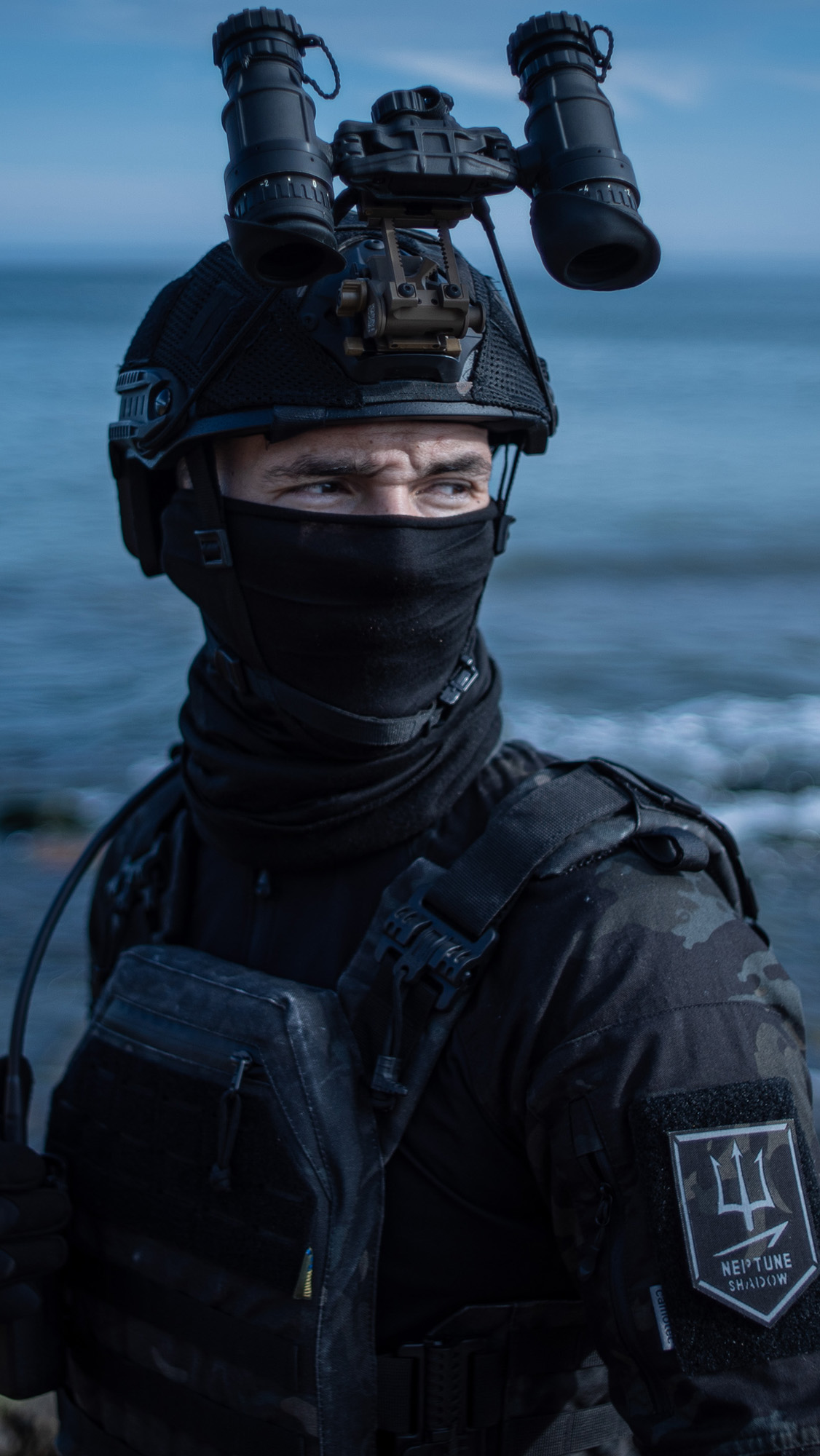 Приєднуйся до підрозділу, який формує майбутнє війни на воді.